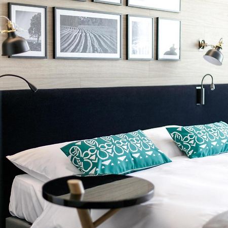 B&B Hotel Томашув-Любельский Экстерьер фото