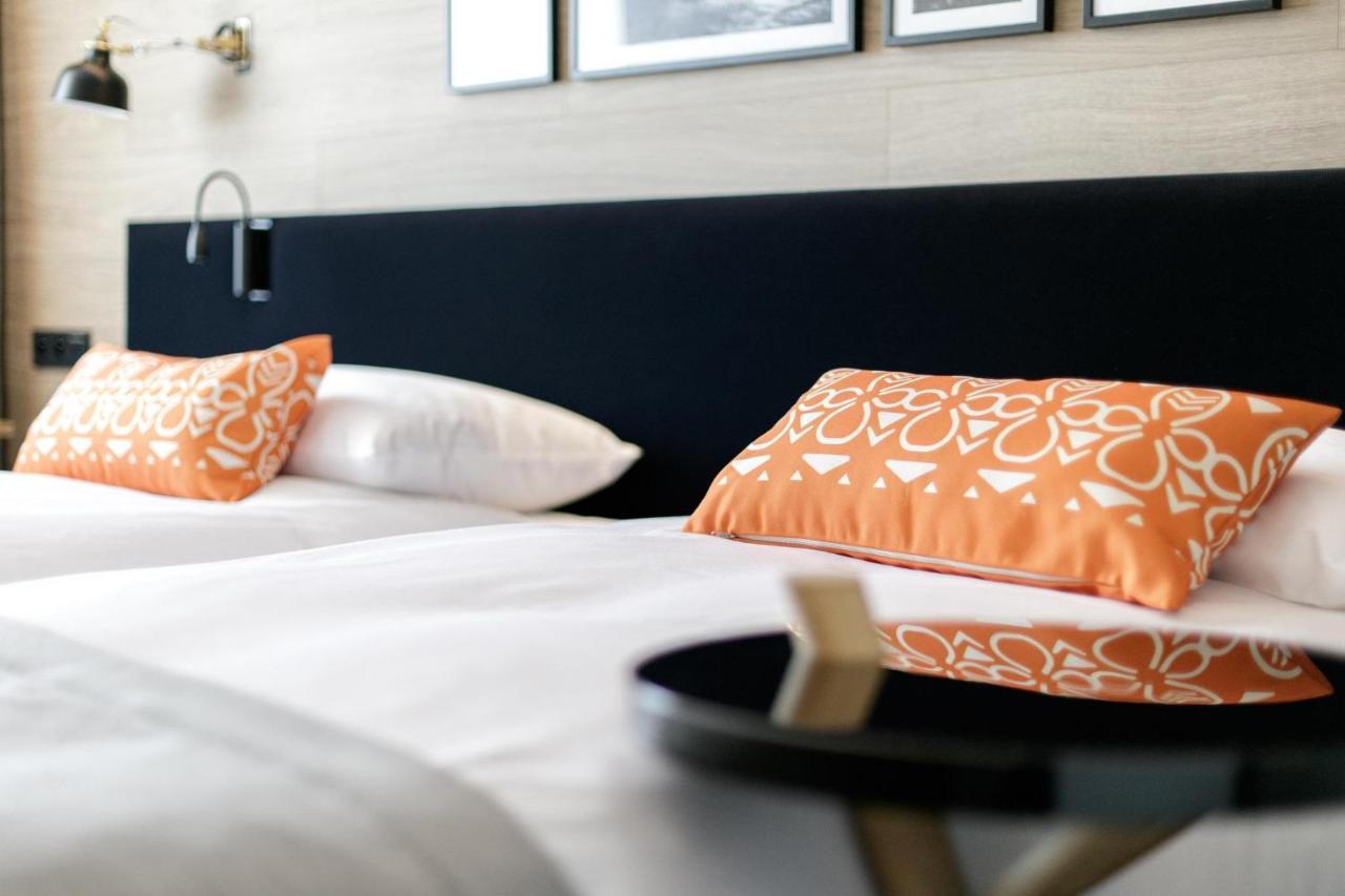 B&B Hotel Томашув-Любельский Экстерьер фото